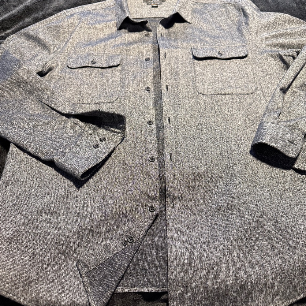 Marc Anthony Luxury Fabric Shirt XL – Slim Fit – Gray Long Sleeve Button Front